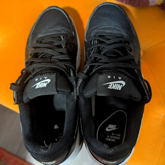 Nike Air Max Excee Size 7.5 - Picture 4 of 5